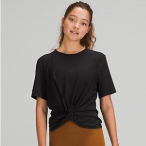 NWOT - Lululemon Crescent shirt